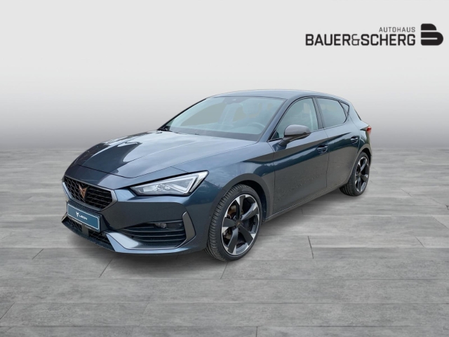 Cupra Leon 1.5TSI ACT CARBON NAVI PARKLENK V+H KAMERA KESSY SITZHZ VOLLED ACC VERKEHRSZEICHEN SPURHAL