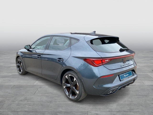 Cupra Leon 1.5TSI ACT CARBON NAVI PARKLENK V+H KAMERA KESSY SITZHZ VOLLED ACC VERKEHRSZEICHEN SPURHAL
