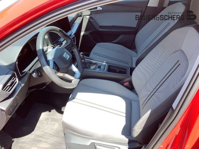 Seat Leon Sportstourer 1.5 TSI AHK PARKLENK V+H LENKRADHZ SITZHZ KAMERA DIGICOCKPIT NAVI VERKEHRZ