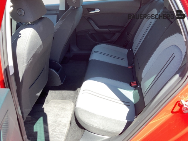 Seat Leon Sportstourer 1.5 TSI AHK PARKLENK V+H LENKRADHZ SITZHZ KAMERA DIGICOCKPIT NAVI VERKEHRZ