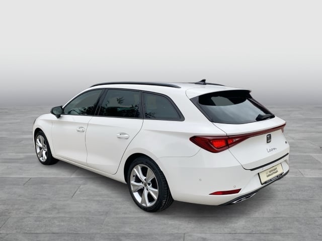 Seat Leon Sportst. FR 2.0TDI DSG ACC FULLINK NAVI PDC V+H KAMERA SITZHZ VOLLED AMBIENTLIGHT LENKRADH
