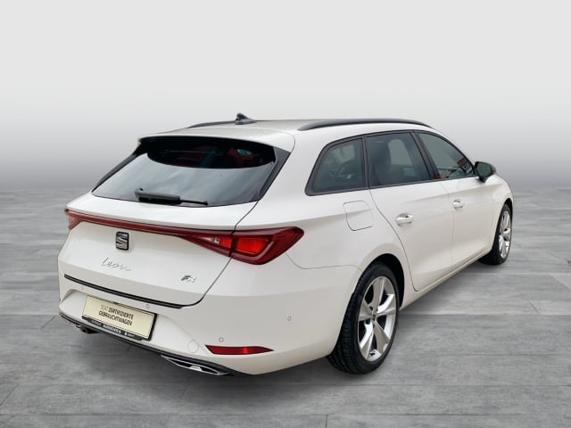 Seat Leon Sportst. FR 2.0TDI DSG ACC FULLINK NAVI PDC V+H KAMERA SITZHZ VOLLED AMBIENTLIGHT LENKRADH