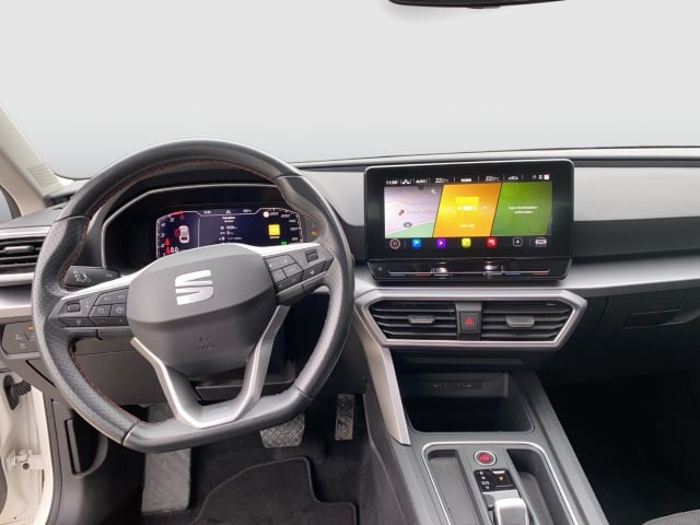 Seat Leon Sportst. FR 2.0TDI DSG ACC FULLINK NAVI PDC V+H KAMERA SITZHZ VOLLED AMBIENTLIGHT LENKRADH