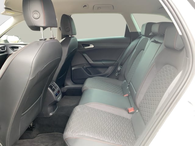Seat Leon Sportst. FR 2.0TDI DSG ACC FULLINK NAVI PDC V+H KAMERA SITZHZ VOLLED AMBIENTLIGHT LENKRADH