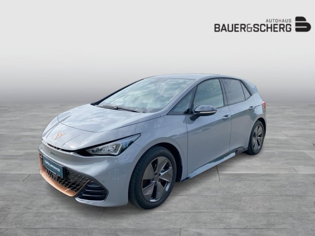 Cupra Born 150 KW 58 KWH ACC WÄRMEPUMPE SITZHZ NAVI FULLINK 8-fach berr. KAMERA PDC V+H CARGO PAKET