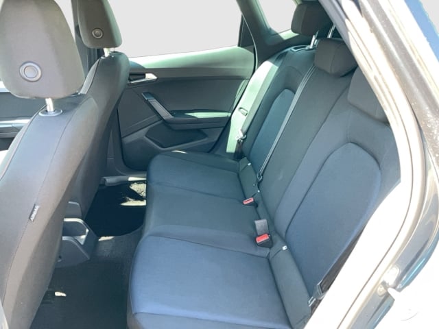 Seat Arona FR 1.0TSI DSG NAVI FULLINK SITZHZ ALLWETTER EINPARKHILFE TEMPOMAT VERKEHRSZ ISOFIX