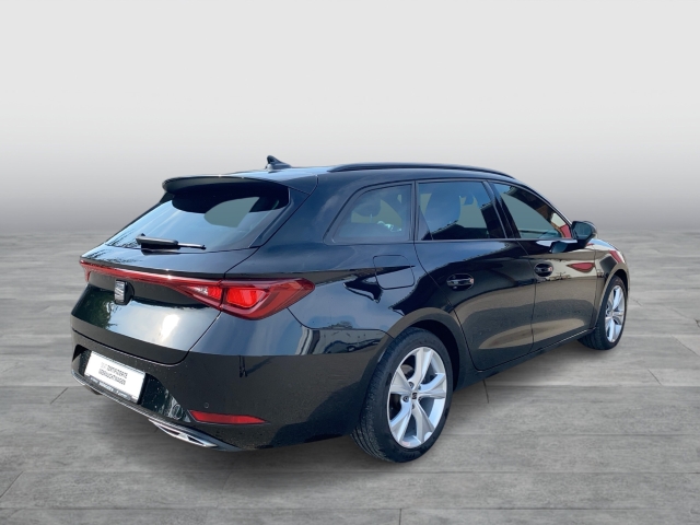 Seat Leon Sportst 2.0TSI DSG AHK EL.HECKKLAPPE FULLINK NAVI PARKLENK V+H SITZHZ LENKRADHZ KESSY ALU