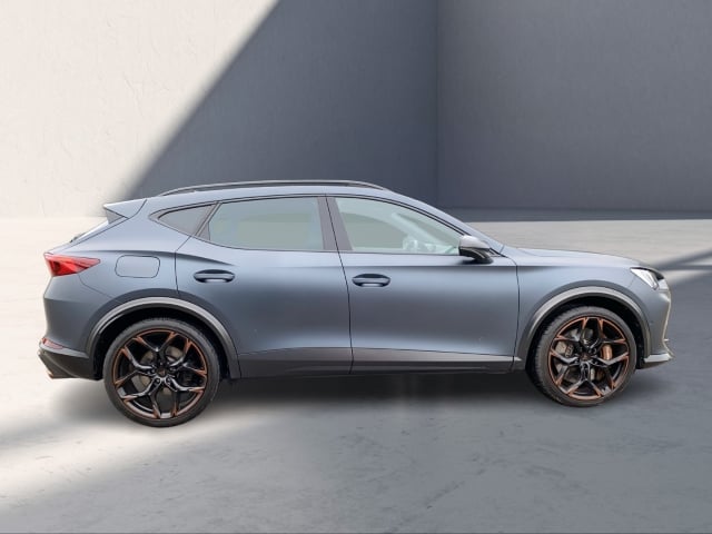 Cupra Formentor VZ5 4Drive MATT LEDER MEMORYSITZ EL.HECKKLAPPE BEATSAUDIO MATRIX KAMERA XLASSIST AKEBONO