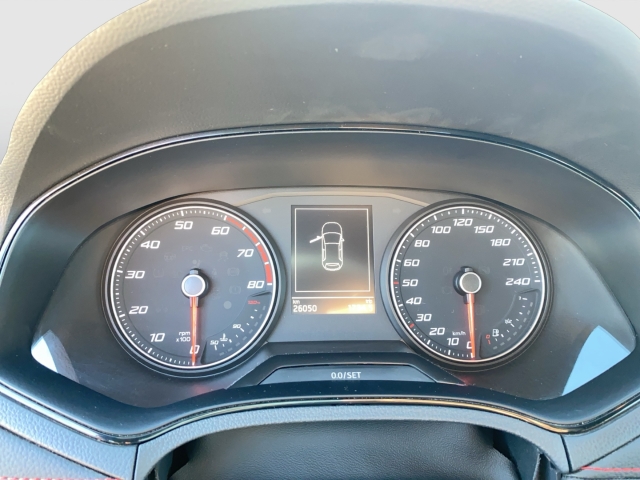 Seat Ibiza FR 1.0TSI DSG NAVI FULLINK PDC V+H KAMERA SITZHZ TEMPOMAT CLIMATRONIC