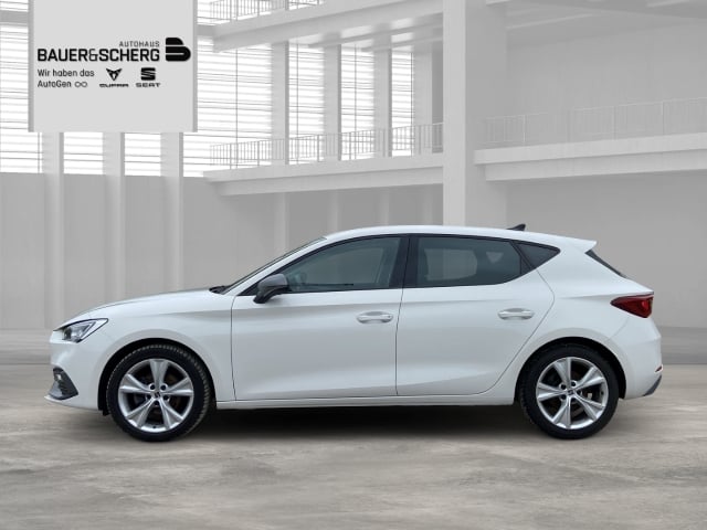 Seat Leon FR 2.0TDI FAHRSCHULPEDALE FULLINK NAVI SITZHZ KAMERA VOLLED ACC VERKEHRSZEICHEN ALLWETT