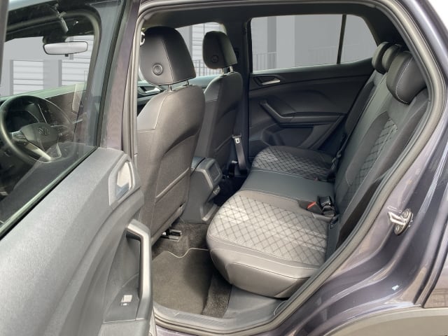 VW T-Cross R-Line 1.0TSI DSG AUTOM APPCONNECT ALLWETTER PDC V+H VERKEHRSZ SPURHALTE MATRIXLED SITZHZ