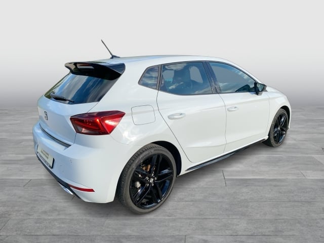 Seat Ibiza FR 1.5TSI DSG PRO BLACK EDITION VOLLED KESSY SITZHZ KAMERA PDC V+H NAVI FULLINK TEMPOMAT
