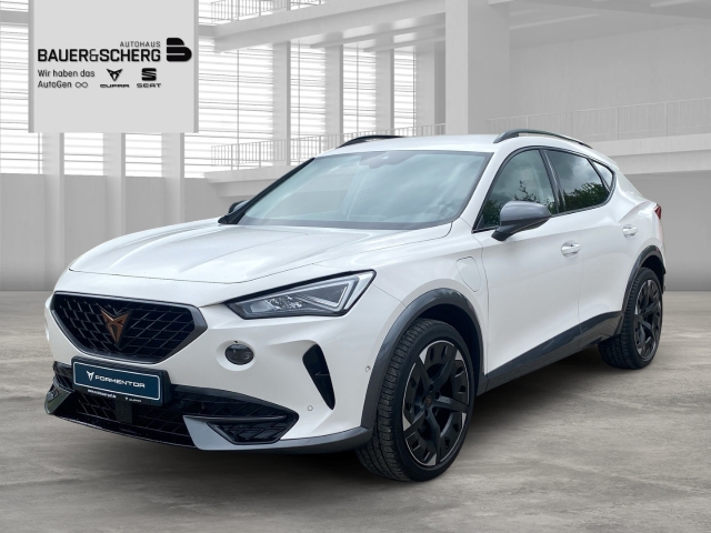 Cupra Formentor 1.4 E-Hybrid ACC NAVI AMBIENTLIGHT SITZHZ KAMERA PDC V+H VERKEHRSZ VOLLED DIGICOCKPIT