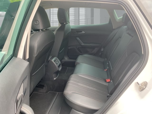 Cupra Formentor 1.4 E-Hybrid ACC NAVI AMBIENTLIGHT SITZHZ KAMERA PDC V+H VERKEHRSZ VOLLED DIGICOCKPIT
