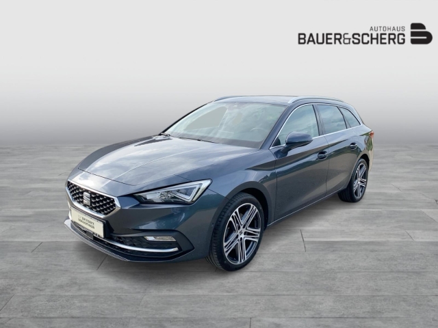 Seat Leon Sports 2.0TDI DSG AHK ACC NAVI FULLINK SITZHZ LENKRADHZ PARKLENK V+H KAMERA BEATSAUDIO
