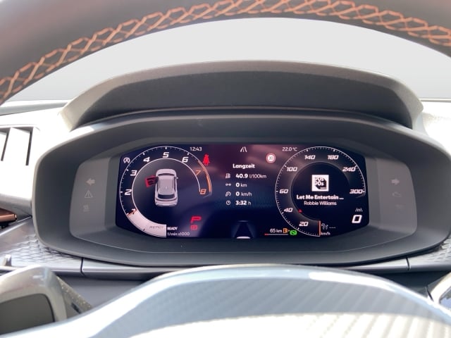 Cupra Terramar 1.5 eTSI 5JAHRE GAR ACC LENKRADHZ NAVI SITZHZ DESIGN EDGE DIGIPAKET FULLINK AHK VORB
