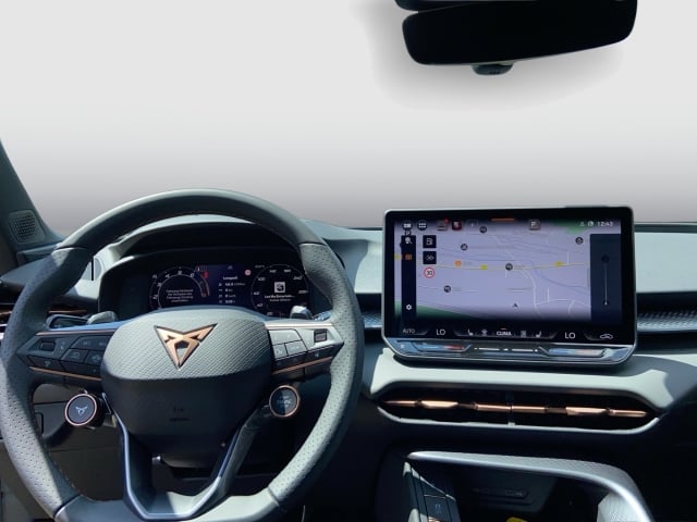 Cupra Terramar 1.5 eTSI 5JAHRE GAR ACC LENKRADHZ NAVI SITZHZ DESIGN EDGE DIGIPAKET FULLINK AHK VORB
