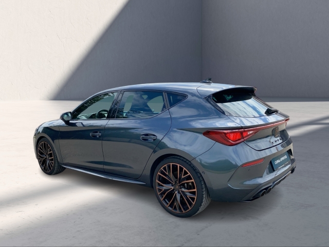 Cupra Leon VZ 2.0TSI DSG ACC FULLINK NAVI KESSY PDC V+H KAMERA LENKRADHZ SITZHZ DIGICOCKPIT VOLLED