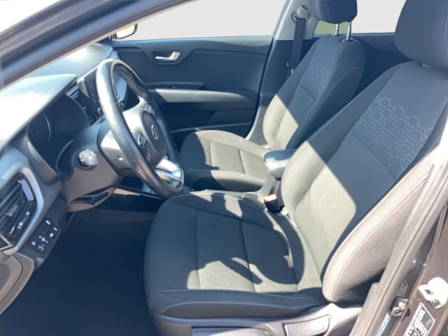 Kia Rio Spirit KLIMA SITZHZ TEMPOMAT RÜCKFAHRKAMERA LENKRADHZ EINPARKHILFE SPURHALTE ISOFIX