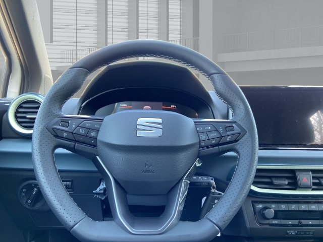 Seat Arona Style 1.0 TSI 85 kW Climatronic, AHK PDC vp m Rückfahrkamera Ganzjahresreifen