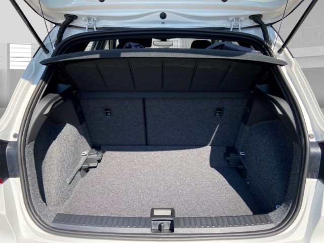 Seat Arona Style 1.0 TSI 85 kW Climatronic, AHK PDC vp m Rückfahrkamera Ganzjahresreifen