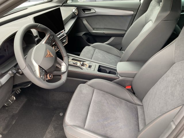Cupra Formentor VZ 2.0 TSI 195 kW/265PS LED I Sitzh.I 19''Alus I Lederlenkrd beh.