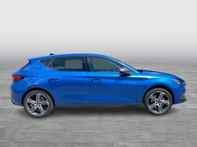 Seat Leon FR 1.5 eTSI 110 kW Sitzh. vo Rückfahrkamera PDC vo.+hi Keyless FullLink