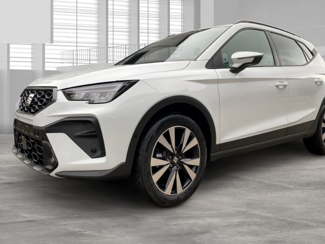 Seat Arona 1.5 TSI FR AHK LED Sitz vorn Kessy Navi PDC Rückfahrkamera