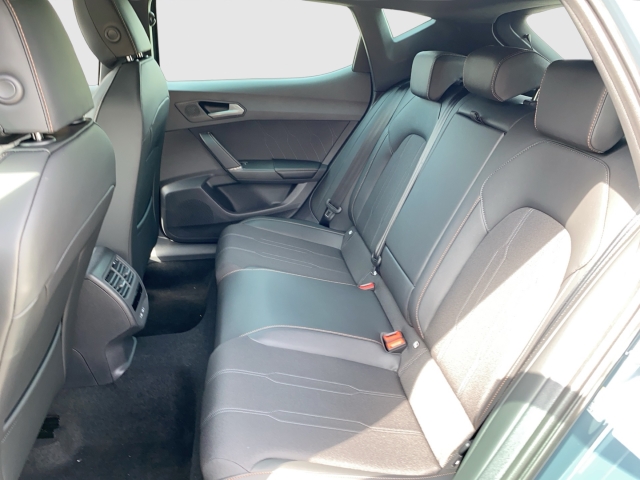 Cupra Leon 1.5 ETSI 110 KW (150 PS) 7-GANG-DSG Pano HD Matrix Navi Sitzh. vo