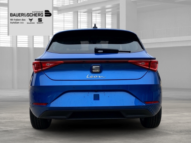 Seat Leon SEAT Style 1.5 eTSI 85 kW (116 PS) 7-Gang-DSG Fahrschulumbau Sitzh. Rückfahrk. uvm