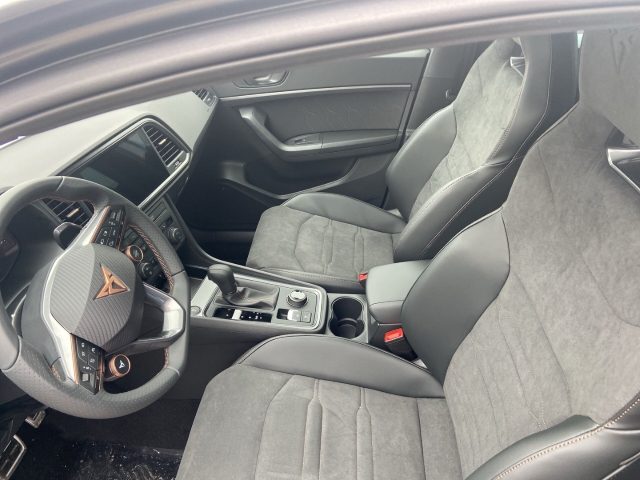 Cupra Ateca 2.0 TSI 140 kW (190 PS) 7-Gang DSG 4Drive AHK Pano Sitzh. vo.+hi